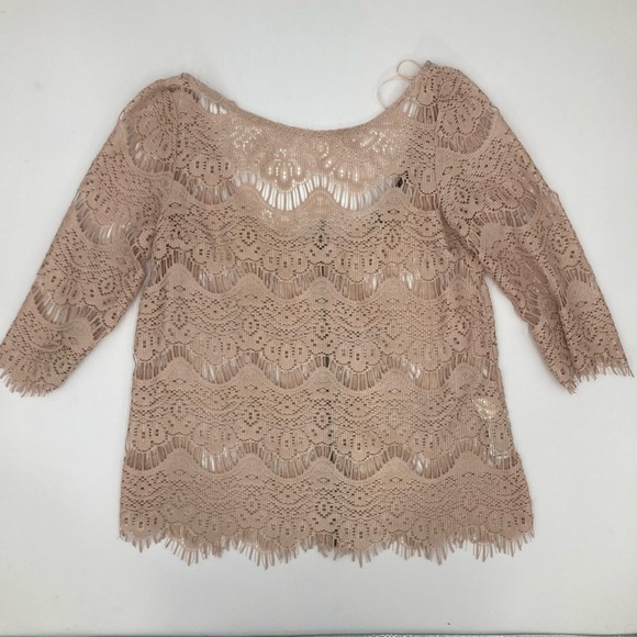 3/4 lace top with back zip - Picture 2 of 7